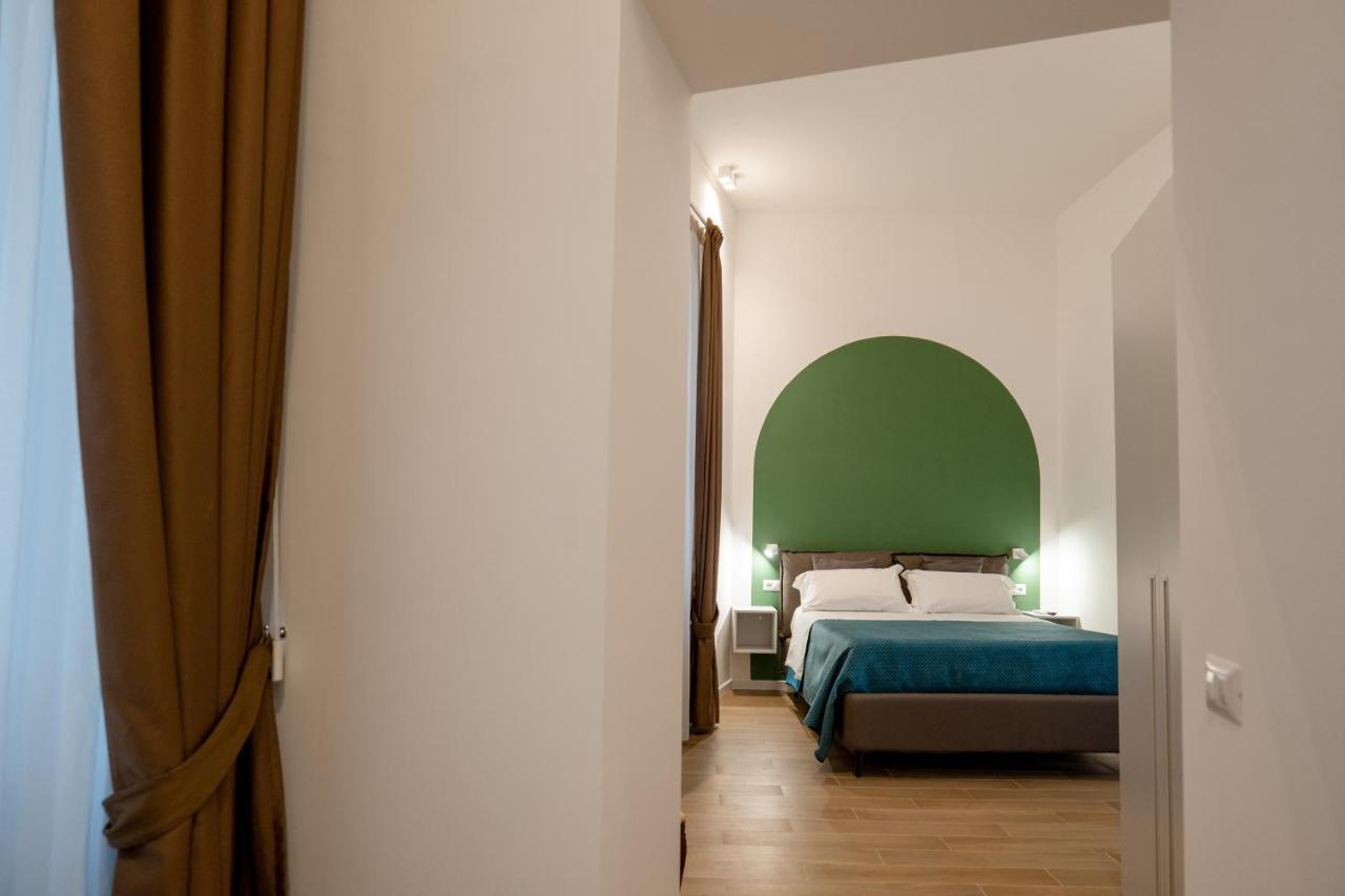 Relais Palazzo Olimpia - Corso Vittorio Emanuele Apartment Salerno Ngoại thất bức ảnh