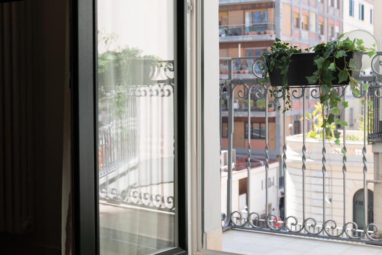 Relais Palazzo Olimpia - Corso Vittorio Emanuele Apartment Salerno Ngoại thất bức ảnh