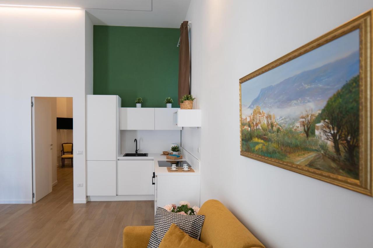 Relais Palazzo Olimpia - Corso Vittorio Emanuele Apartment Salerno Ngoại thất bức ảnh