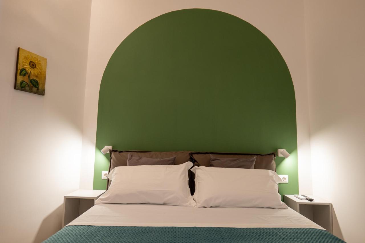 Relais Palazzo Olimpia - Corso Vittorio Emanuele Apartment Salerno Ngoại thất bức ảnh