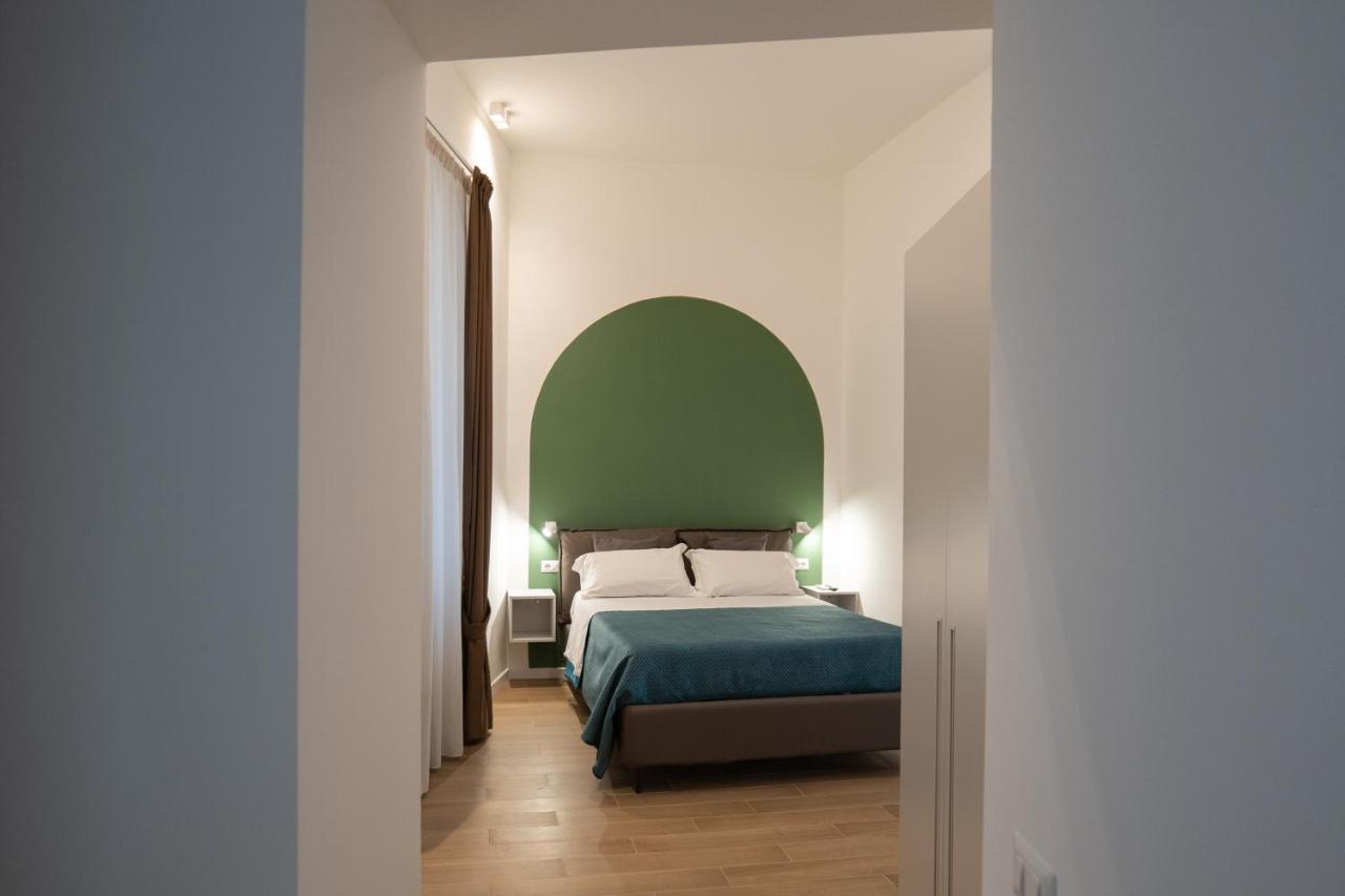 Relais Palazzo Olimpia - Corso Vittorio Emanuele Apartment Salerno Ngoại thất bức ảnh