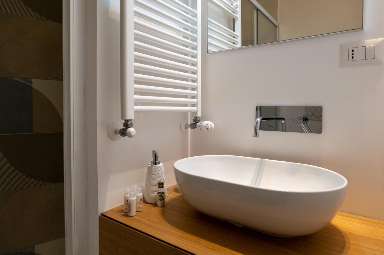 Relais Palazzo Olimpia - Corso Vittorio Emanuele Apartment Salerno Ngoại thất bức ảnh